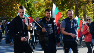 Бизнесът на война. Блокади и шествия