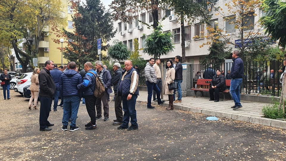 34 души от Раковски привикани в Икономическа полиция заради вота | StandartNews.com