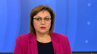 Нинова скочи срещу съмнителните машини за гласуване
