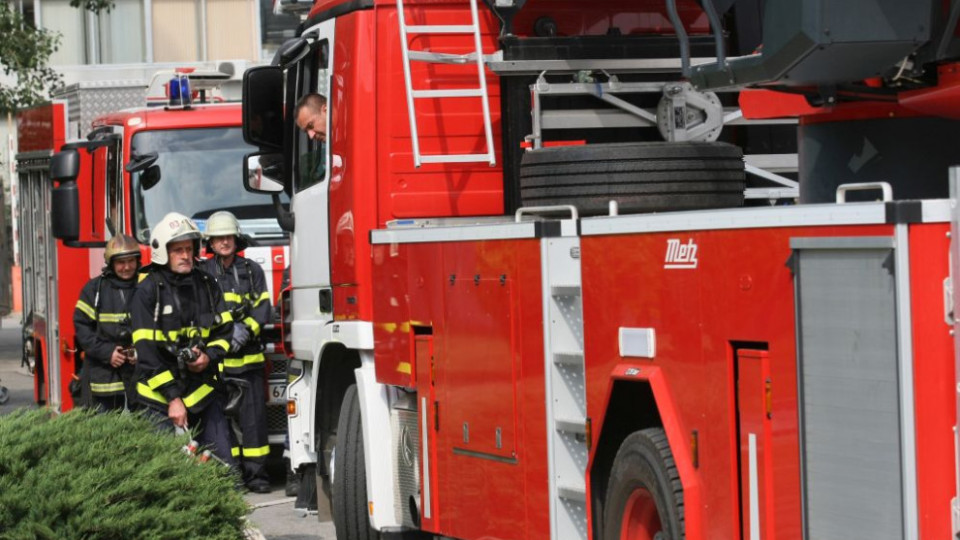 Ужас в Сливен! Пожар уби трима в болница | StandartNews.com