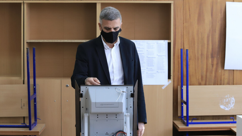 Премиерът успокои: Машинното гласуване е достатъчно сигурно | StandartNews.com