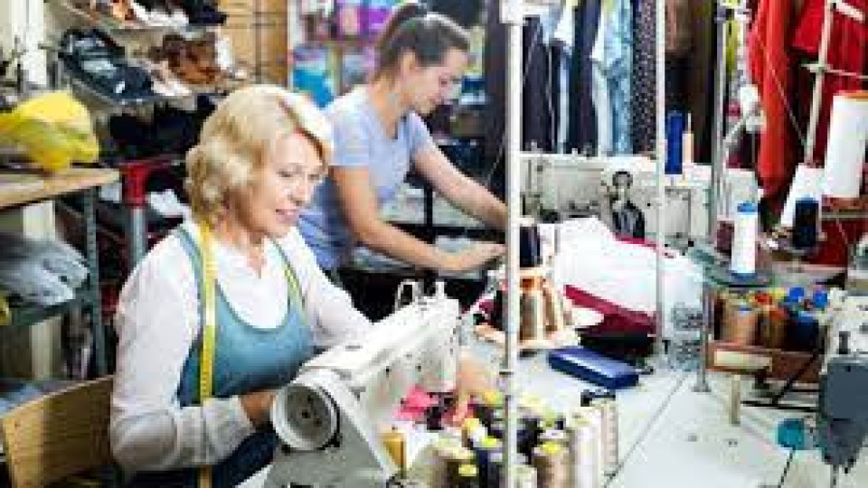 Производството на дрехи и обувки се мести на Балканите и в Мексико | StandartNews.com