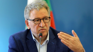 Кацаров: Успяхме! Зелените сертификати си свършиха работата