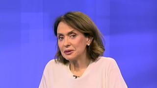 Надежда Нейнски: Скопие да доказва, че може да влезе в ЕС, не ние