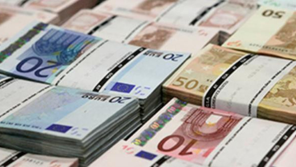 Какво става с еврото след спирането на руския газ за Полша и България | StandartNews.com