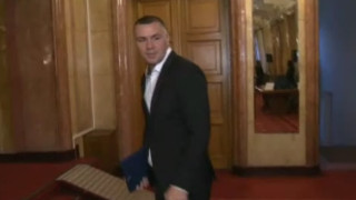 Ицо Хазарта притеснен. Какво го стресна?
