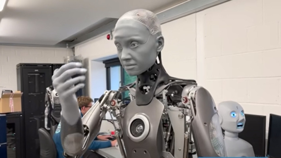 Показаха робот с изумително реалистично изражение на лицето | StandartNews.com