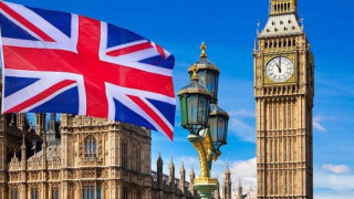 UK депутат се прави на Петков, погна руското посолство в Лондон