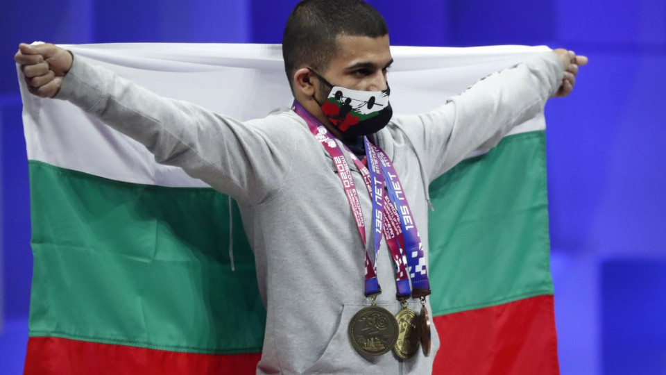 20-годишен ни донесе медал на световното по щанги | StandartNews.com