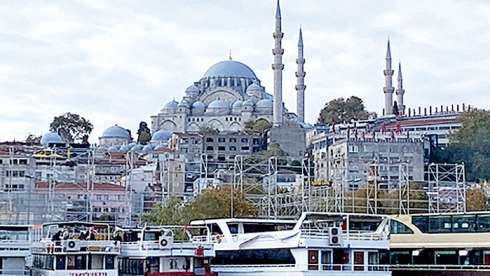 Изненади в "златния" квартал на Истанбул | StandartNews.com