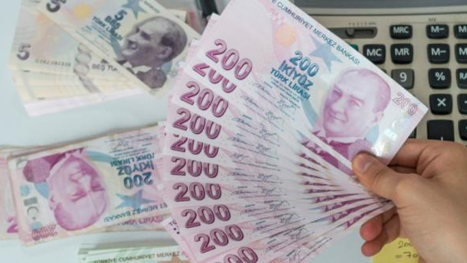 Нов срив на турска лира, вече се разменя за жълти стотинки | StandartNews.com