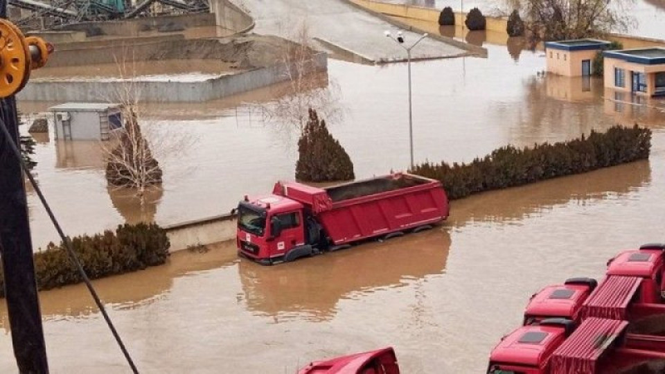 Сандов с версия за наводненията в Родопите | StandartNews.com