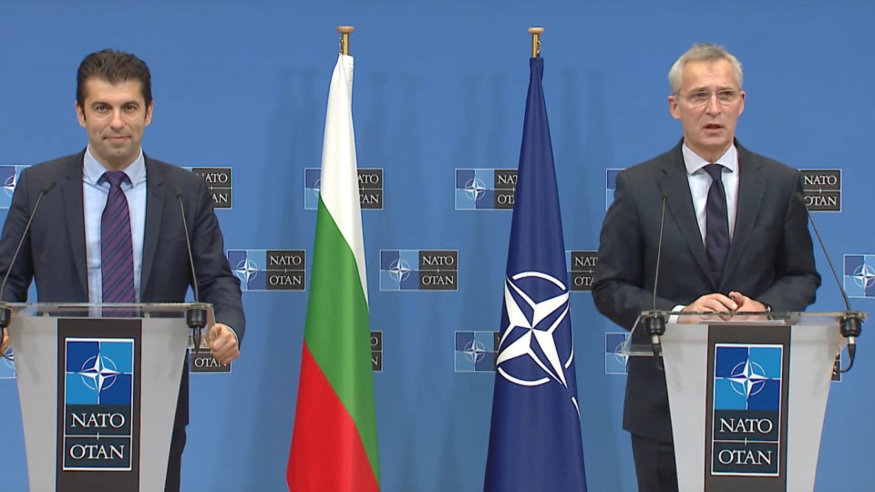 Петков на среща с шефа на НАТО, какво му обеща (Видео) | StandartNews.com