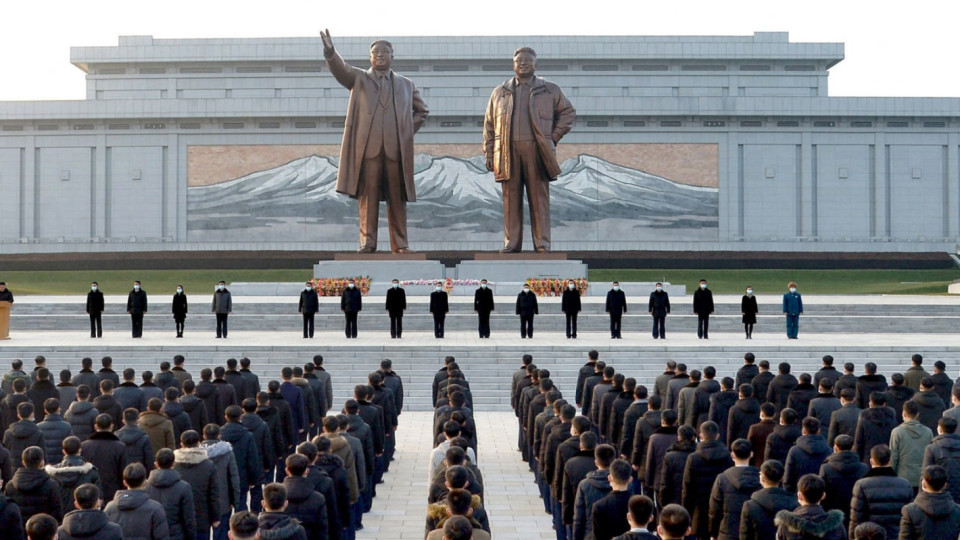 Северна Корея в траур. Какво се случва в Пхенян | StandartNews.com
