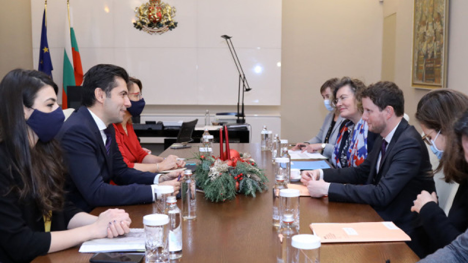Петков на среща с държавния секретар по EU въпросите на Франция | StandartNews.com