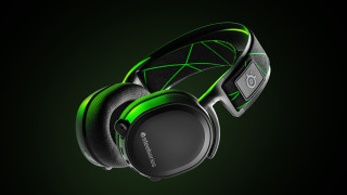 SteelSeries Arctis 7X - чудесен избор за геймърски коледен подарък