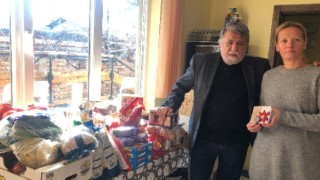 Вежди Рашидов с дарение за Коледа за деца от дом в Божурище