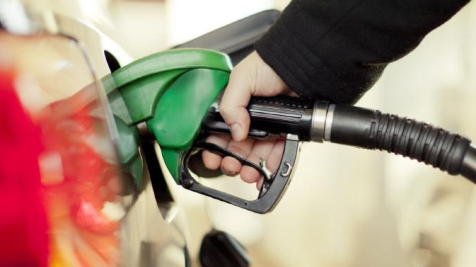 Най-после добра новина за горивата, кога ще поевтинеят | StandartNews.com