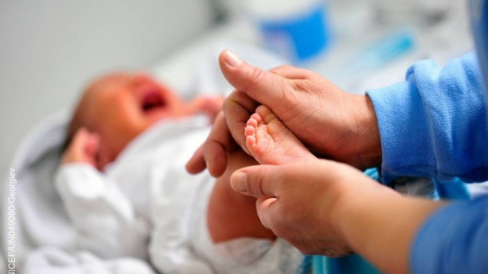 Кои са първите бебета на годината | StandartNews.com