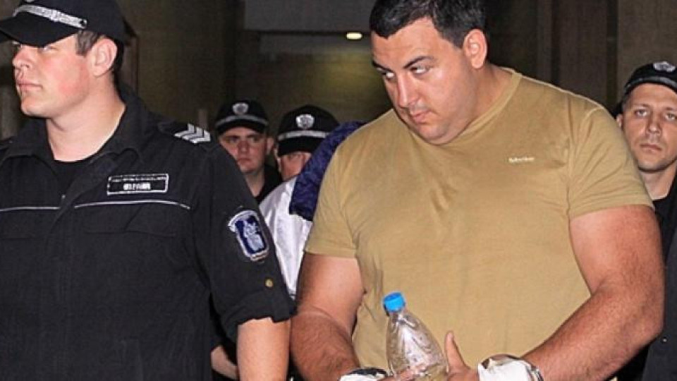 Цацаров отне имане за 340 000 лв. от Пешо Сумиста | StandartNews.com