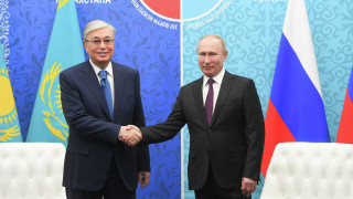 Путин говори с президента на Казахстан, какво се разбраха