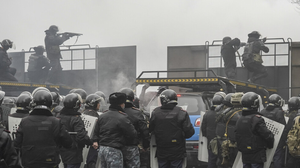 Драмата в Казахстан. Ще влязат ли чужди войски? | StandartNews.com