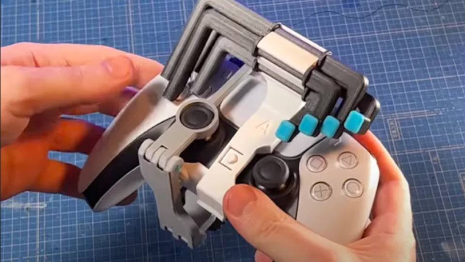 3D принтиран джойстик позволява да играем PS5 с една ръка | StandartNews.com