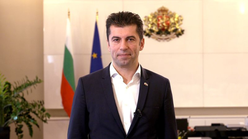 Кирил Петков изненада с поздрав за независимостта на Македония | StandartNews.com