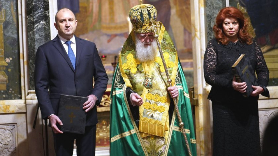 Патриарх Неофит към Радев: Очакванията отново са огромни | StandartNews.com