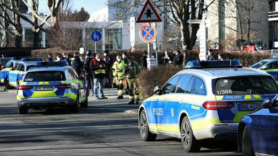 Масова стрелба в немски университет, има ранени | StandartNews.com