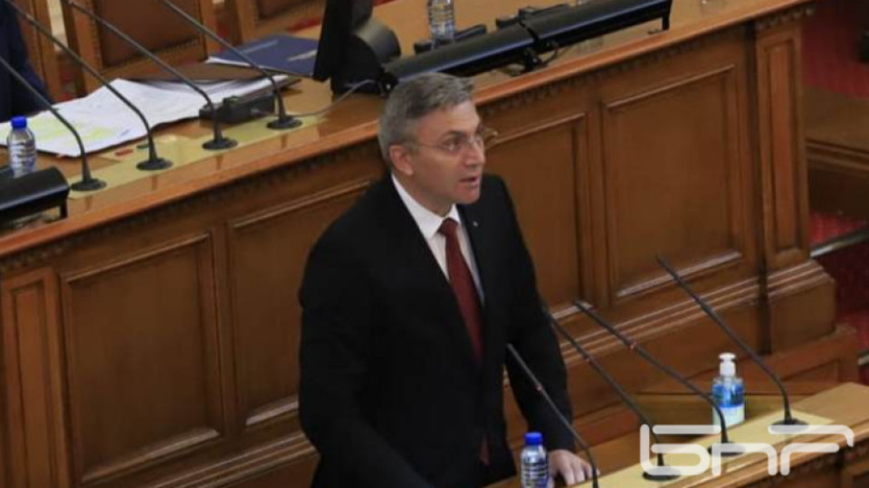 Скандал в парламента: Защо Карадайъ поиска оставката на Минчев | StandartNews.com