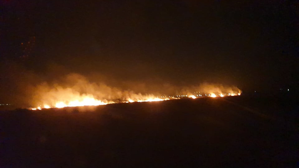 Огромен пожар - огънят застига електроцентралата на бивш министър | StandartNews.com