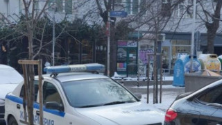 Шах! Полиция пази жената на премиера