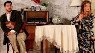 Сашо Кадиев падна в краката на Аня Пенчева