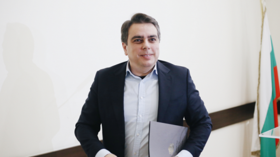 Асен Василев погна кметовете, праща им инспектори | StandartNews.com