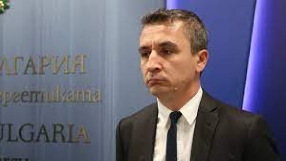 Енергийният министър за скандалите с "Булгаргаз" НА ЖИВО | StandartNews.com
