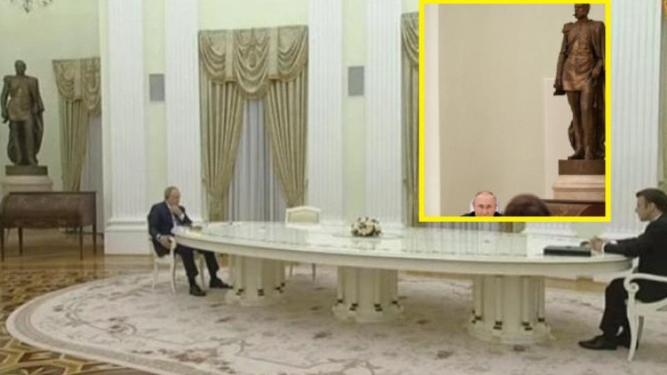 Вижте масата на Путин. Послание ли ни прати? | StandartNews.com