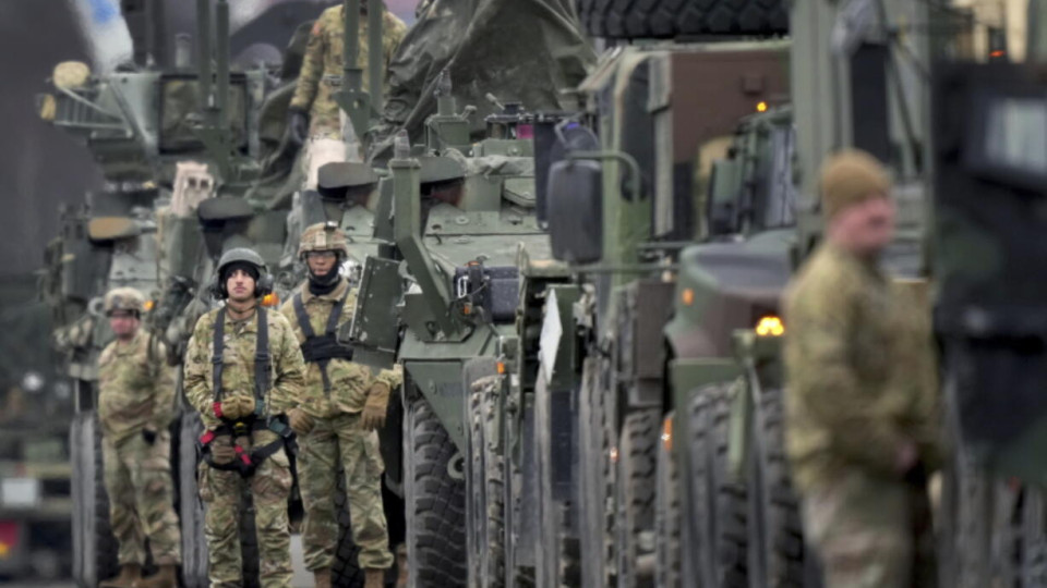 1000 US военни с бронирани машини тръгнаха за Румъния, какво готвят | StandartNews.com