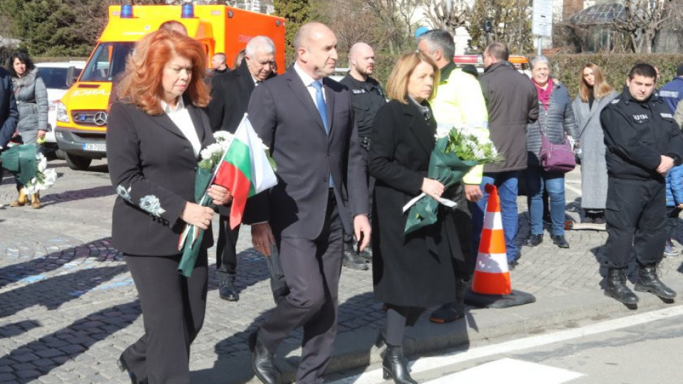 Радев проговори за един от най-мрачните периоди в историята ни | StandartNews.com