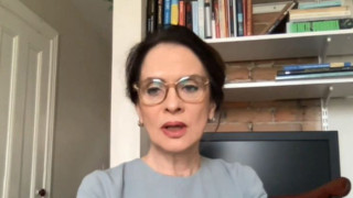 Надежда Нейнски: Действаме на принципа "да не ядосваме Русия"