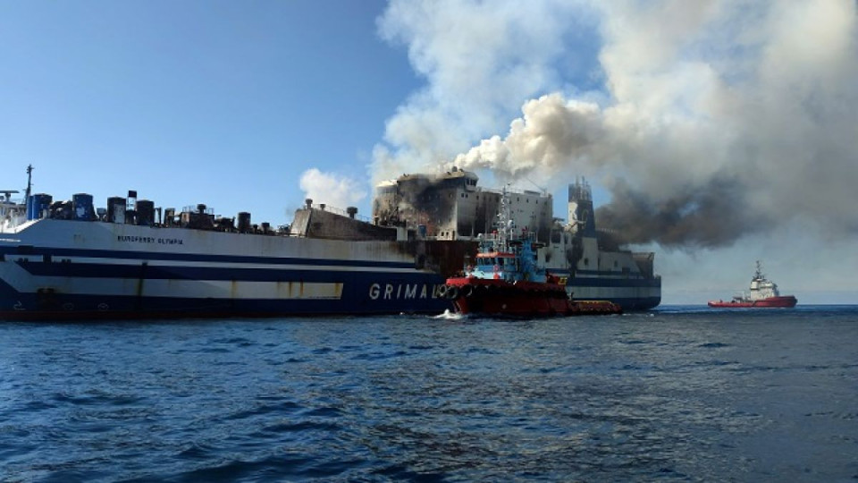 Шофьори от горящия ферибот с потресаващ разказ за преживяното | StandartNews.com
