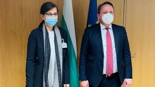 Генчовска категорична в Брюксел, обяви позицията ни за Украйна