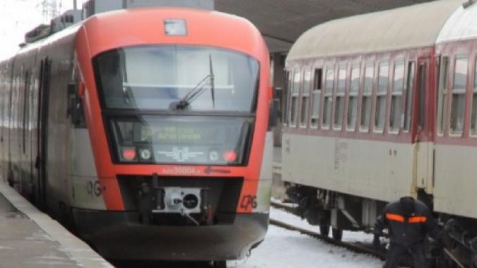 Кой ще кара влака? Николай Събев обяви конкурс | StandartNews.com