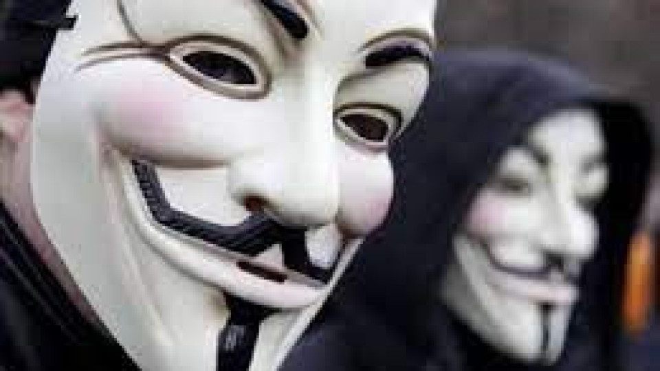 Хаштаг "Украйна": Анонимните обявиха кибервойна на Русия | StandartNews.com