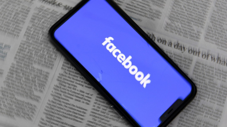 Фейсбук цензурира руски медии, Русия отвърна с частична забрана | StandartNews.com