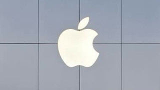 Apple работи върху устройство с 20-инчов сгъваем дисплей