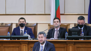 Какъв ни е Путин? Голям скандал в парламента