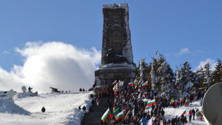 Организация на движението към и от връх Шипка