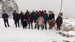 Къде отиде Митрофанова, докато я чакат във Външно (ВИДЕО)