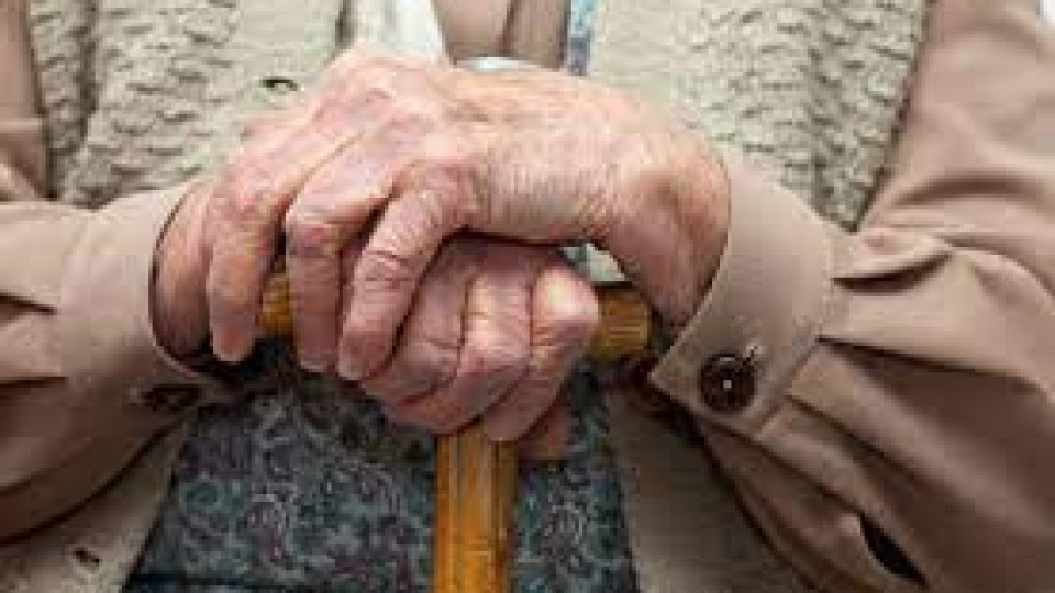 Какво ще получат пенсионерите през март | StandartNews.com